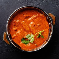 India4U Bern Butter Chicken – zartes Poulet in cremiger Tomaten-Butter-Sauce